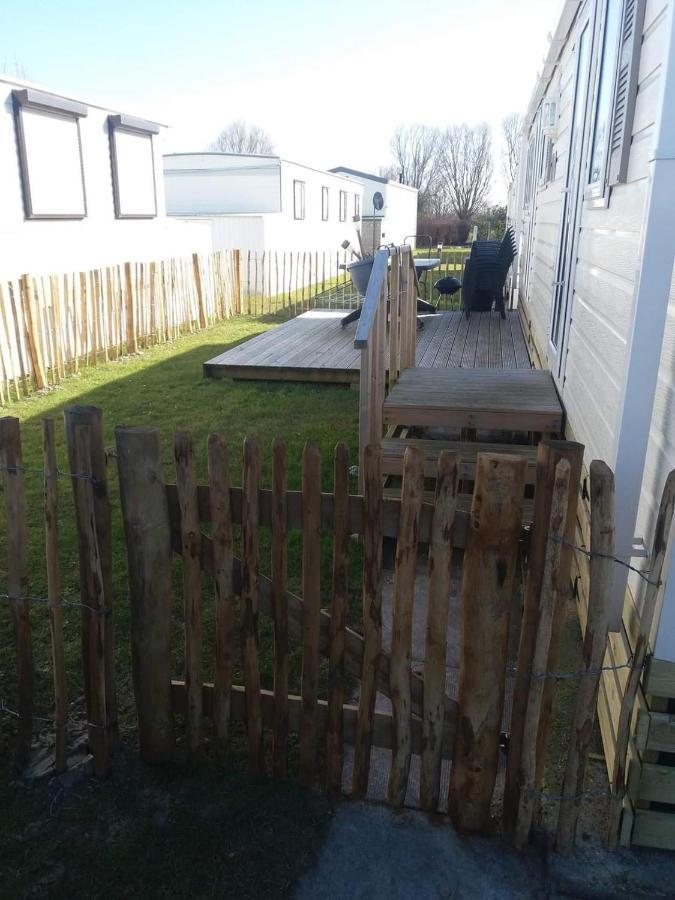 Luxe Vakantiechalet Met Omheinde Tuin Bredene 6Pers Exterior foto