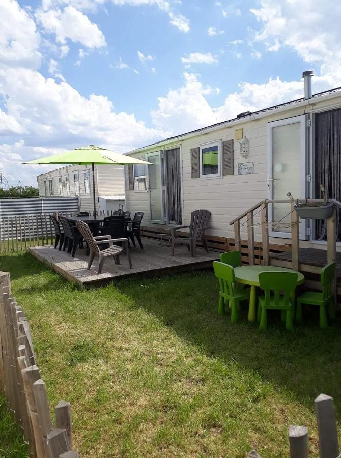 Luxe Vakantiechalet Met Omheinde Tuin Bredene 6Pers Exterior foto